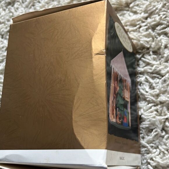 Hallmark TREASURED MEMORIES Ornament 1996 Magic Light - Picture 5 of 16